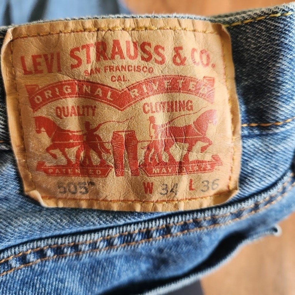Levis 505 Regular Fit Straight Leg Jeans Mens 34x36 Blue Medium Wash Denim 352 - Picture 5 of 5